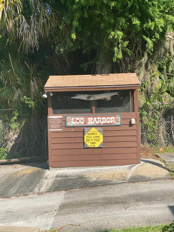 Log Harbor Cabins Okeechobee Exterior photo